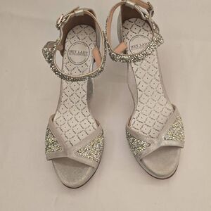 Hey Lady Fancypants 4 Slvr Platform w/Beads, Vtg. Chic, Modern Comfort, NEW, 7